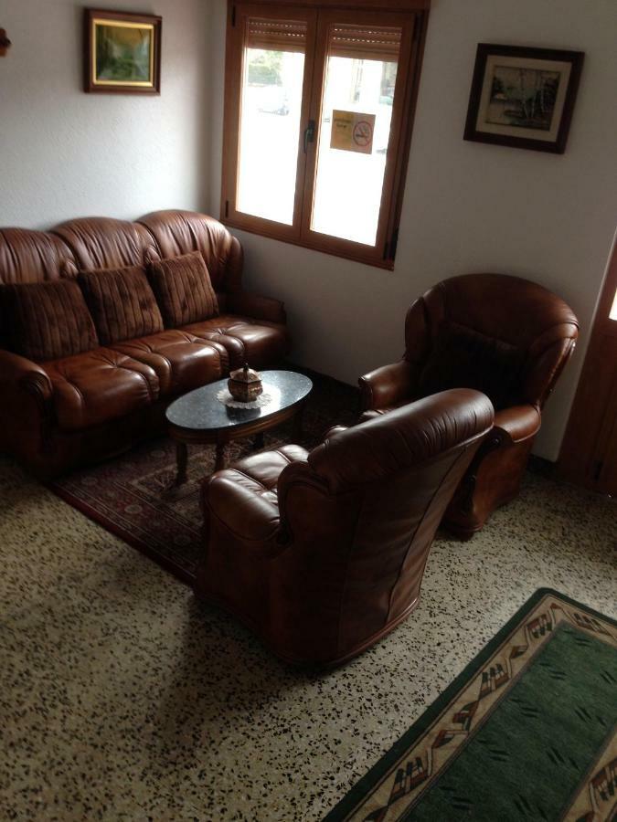 Pension Glorioso Hostel Picaraña Kültér fotó